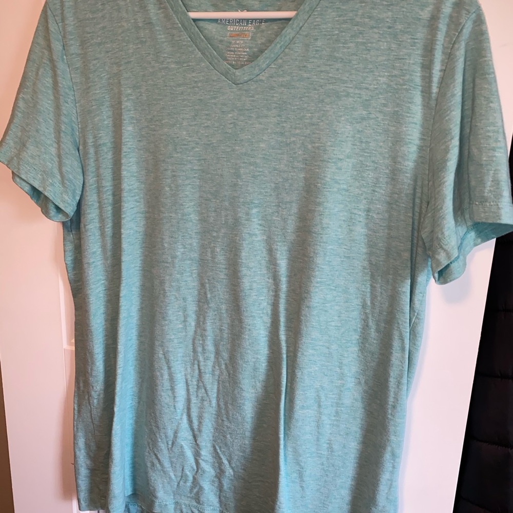 Mens v-neck tee